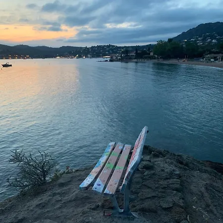 Cap Esterel - Endroit Magique Entre Et L'esterel - Agreable 2 Pieces Au Gout Du Jour Vue * Saint-Raphael (Var)