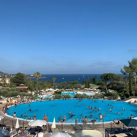 Cap Esterel - Endroit Magique Entre Et L'esterel - Agreable 2 Pieces Au Gout Du Jour Vue