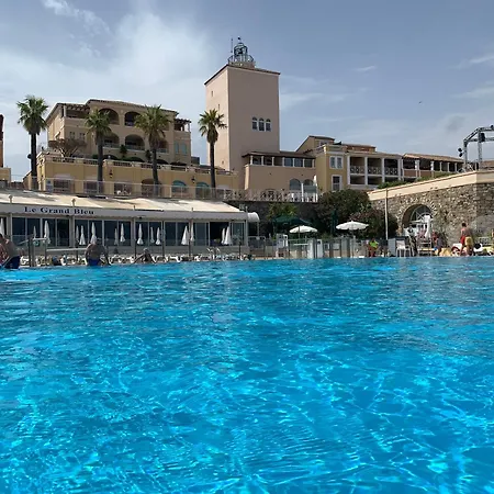 Cap Esterel - Endroit Magique Entre Et L'esterel - Agreable 2 Pieces Au Gout Du Jour Vue *