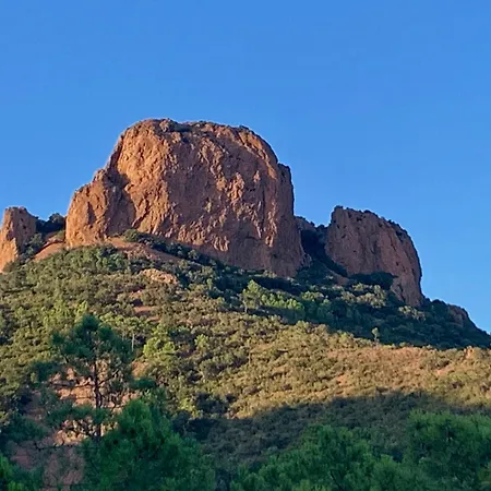 Apartamento Cap Esterel - Endroit Magique Entre Et L'esterel - Agreable 2 Pieces Au Gout Du Jour Vue