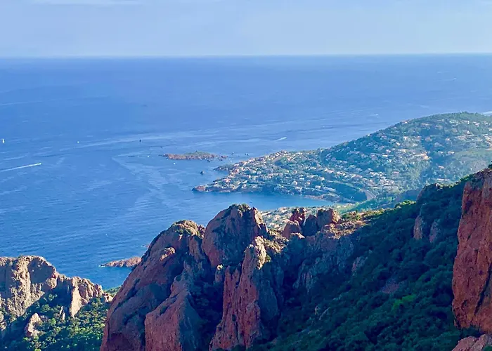 Cap Esterel - Endroit Magique Entre Et L'esterel - Agreable 2 Pieces Au Gout Du Jour Vue Сен-Рафаель