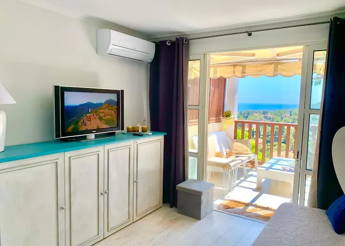 Cap Esterel - Endroit Magique Entre Et L'esterel - Agreable 2 Pieces Au Gout Du Jour Vue Апартаменти Сен-Рафаель