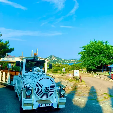 Cap Esterel - Endroit Magique Entre Et L'esterel - Agreable 2 Pieces Au Gout Du Jour Vue