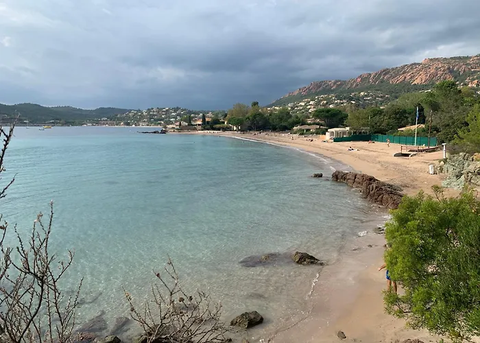 Cap Esterel - Endroit Magique Entre Et L'esterel - Agreable 2 Pieces Au Gout Du Jour Vue Апартаменты *