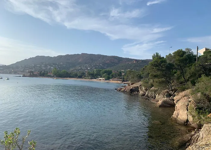 Cap Esterel - Endroit Magique Entre Et L'esterel - Agreable 2 Pieces Au Gout Du Jour Vue Saint-Raphaël