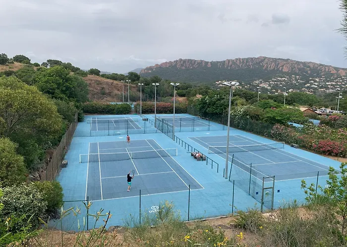 Cap Esterel - Endroit Magique Entre Et L'esterel - Agreable 2 Pieces Au Gout Du Jour Vue Apartmán *