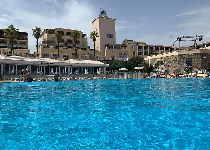 Cap Esterel - Endroit Magique Entre Et L'esterel - Agreable 2 Pieces Au Gout Du Jour Vue *